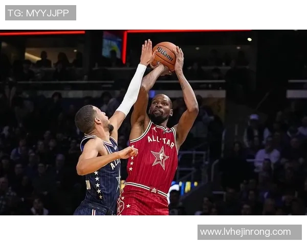 篮球明星与职业球员的成长之路与竞技精神的深度探讨